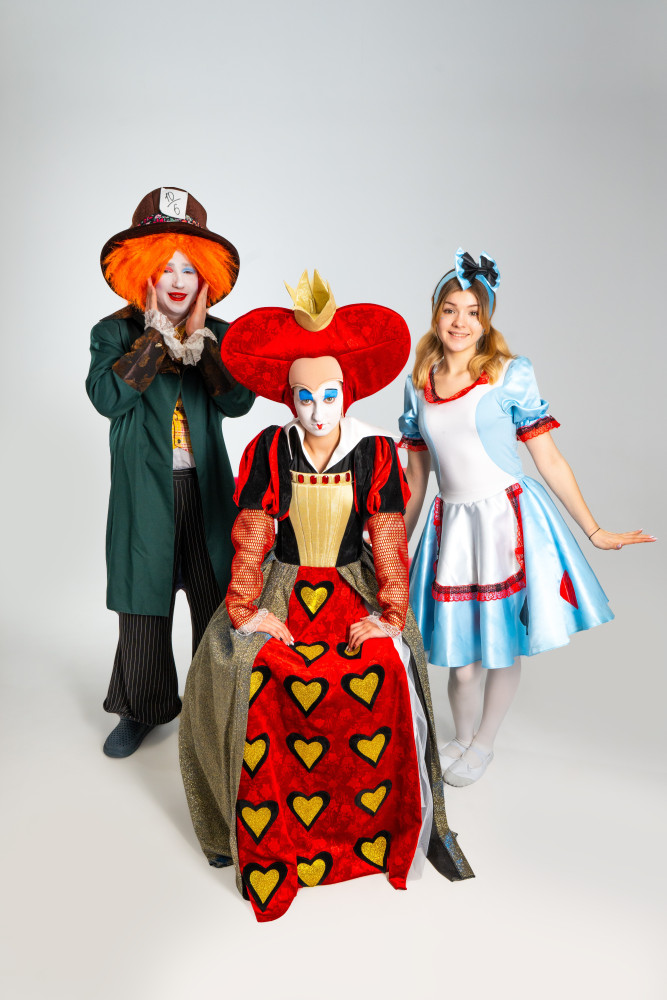 Аліса в Дивосвіті 